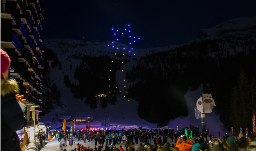 Drones descente aux flambeaux Flaine