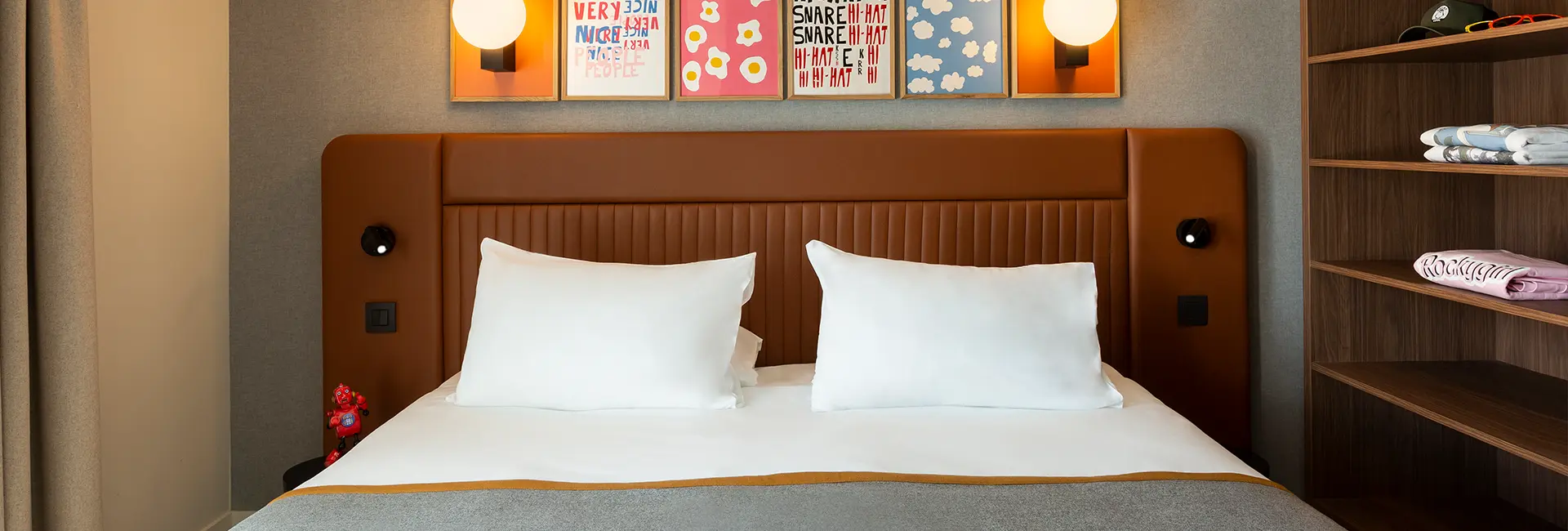 Tête de lit hôtel RockyPop Flaine