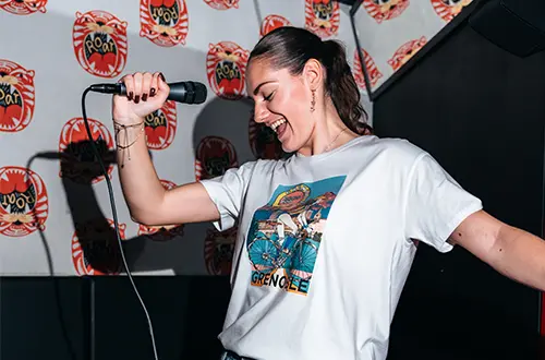 hotel pop culture avec karaoké grenoble